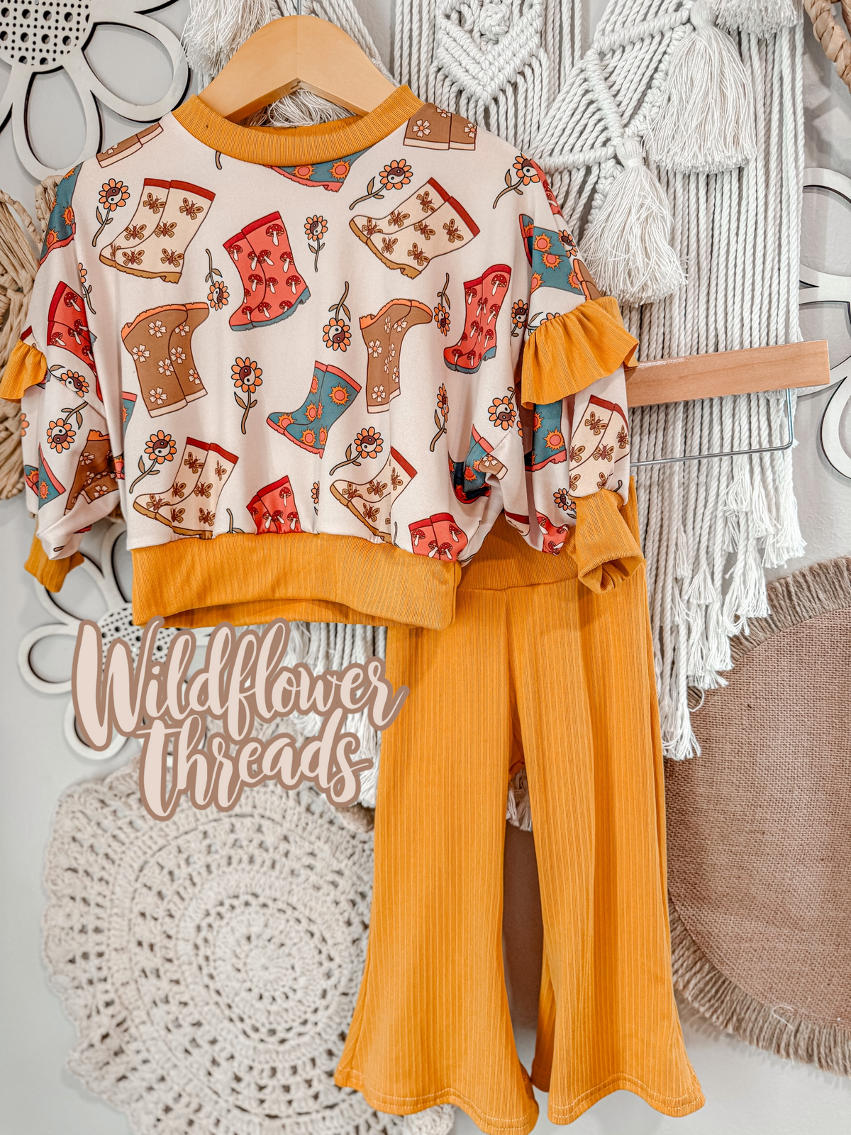 9m Clueless Sweater + 9/12 flares